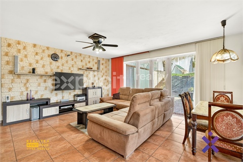 Prodej rodinného domu, 239 m² - 24