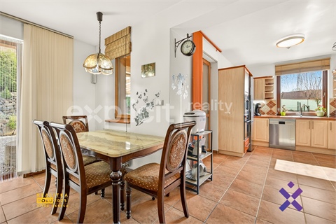 Prodej rodinného domu, 239 m² 24