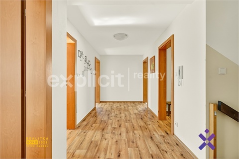 Prodej rodinného domu, 239 m² - 8