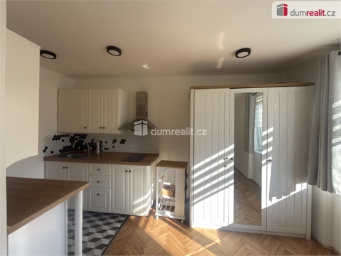 Pronájem bytu 2kk, 38 m² - 0