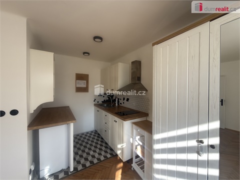 Pronájem bytu 2kk, 38 m² 2