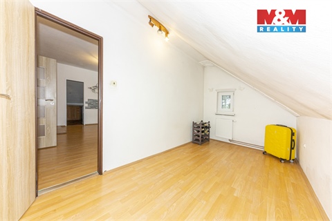 Prodej rodinného domu, 76 m² 8