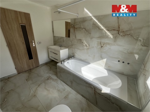 Prodej rodinného domu, 132 m² - 2