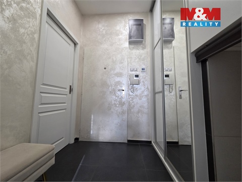 Pronájem bytu 2kk, 46 m² 12