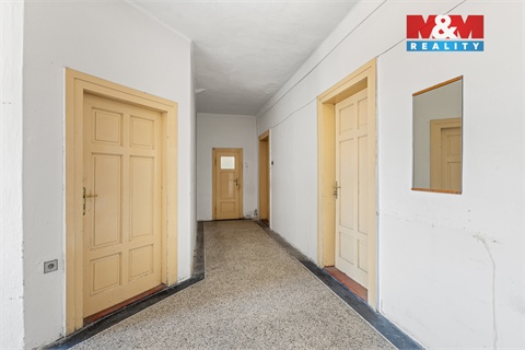 Prodej obchodních prostor, 744 m² - 2