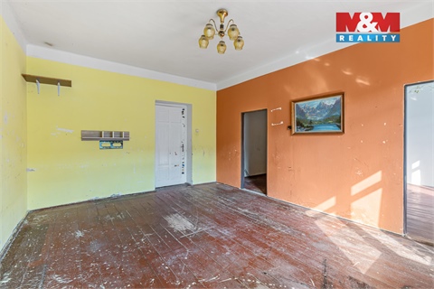 Prodej obchodních prostor, 744 m² 18