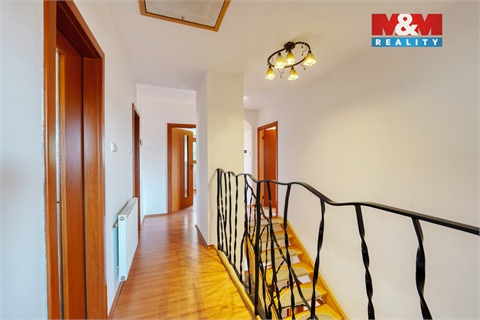 Prodej rodinného domu, 271 m² 26