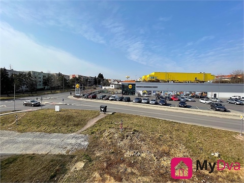 Pronájem bytu 1kk, 33 m² 6