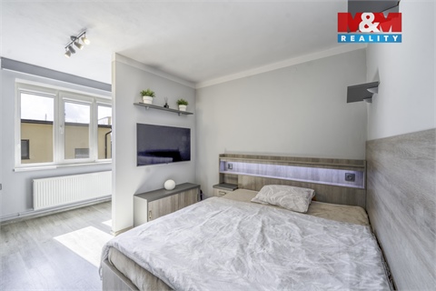 Prodej rodinného domu, 185 m² 26