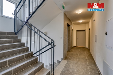 Pronájem bytu 2kk, 51 m² 12