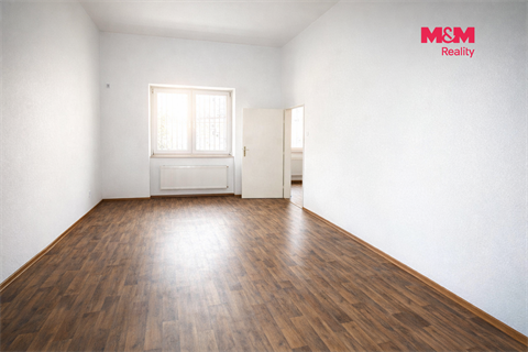Pronájem obchodních prostor, 109 m² 8