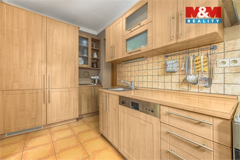 Prodej rodinného domu, 139 m² 6