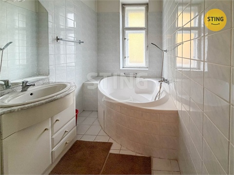 Prodej rodinného domu, 100 m² 2