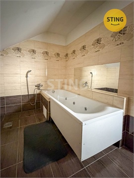 Prodej rodinného domu, 180 m² - 18