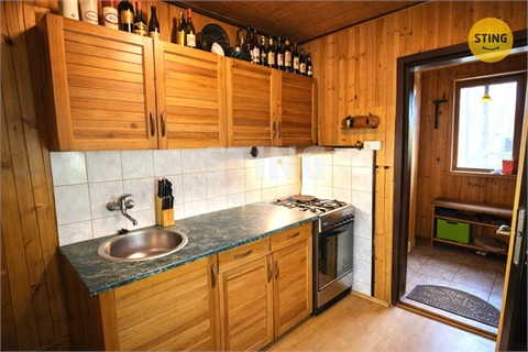 Prodej rodinného domu, 210 m² 2