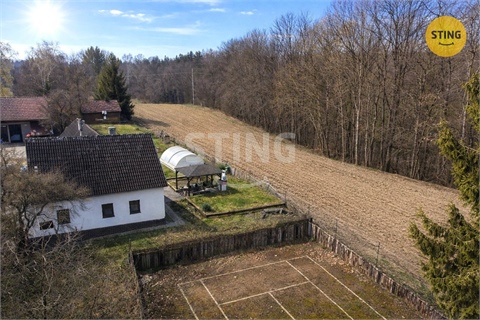 Prodej rodinného domu, 210 m² 0