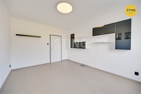 Pronájem bytu 2+1, 57 m² 2