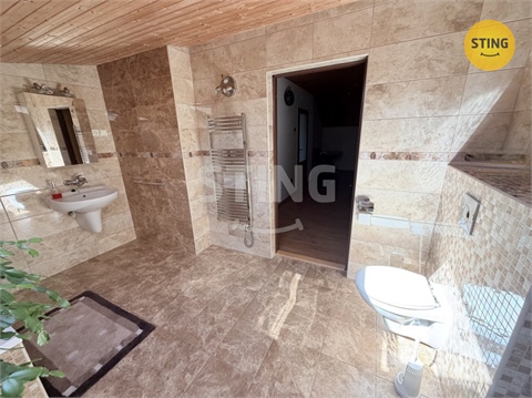 Prodej rodinného domu, 337 m² - 16