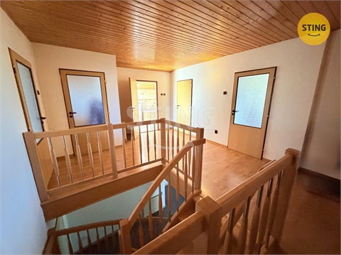 Prodej rodinného domu, 337 m² 14