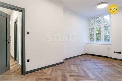 Pronájem bytu 3kk, 66 m² - 12