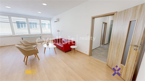 Pronájem bytu 2kk, 87 m² - 2