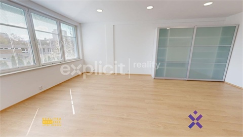 Pronájem bytu 1kk, 67 m² 2