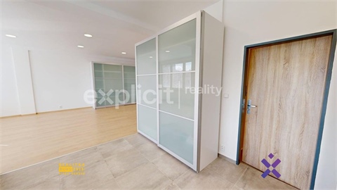 Pronájem bytu 1kk, 67 m² - 2