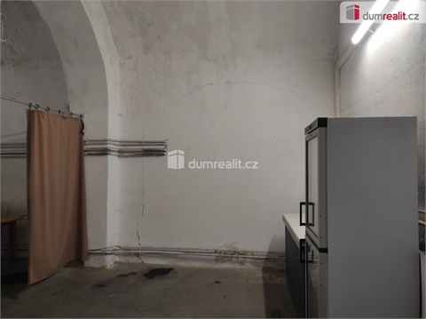 Pronájem komerčního objektu, 500 m² 8