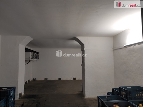 Pronájem komerčního objektu, 500 m² - 4