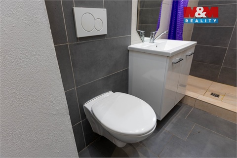 Prodej komerčního objektu, 191 m² 6