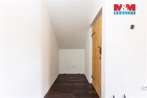 Prodej komerčního objektu, 191 m² 14