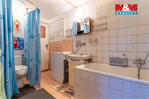 Prodej rodinného domu, 75 m² 14