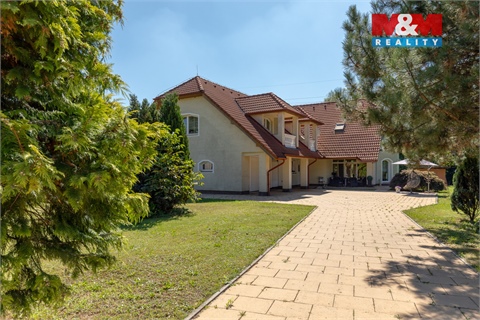 Prodej rodinného domu, 350 m² 18