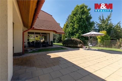 Prodej rodinného domu, 350 m² 12