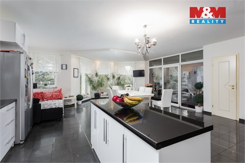 Prodej rodinného domu, 350 m² - 0