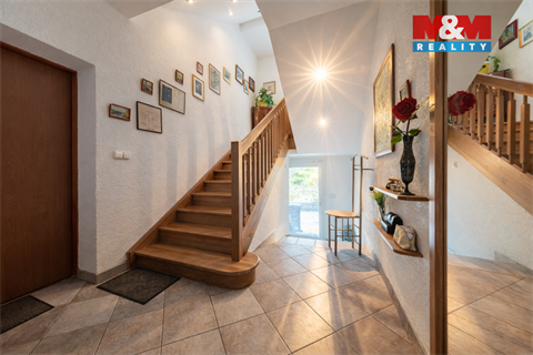 Prodej rodinného domu, 379 m² - 16