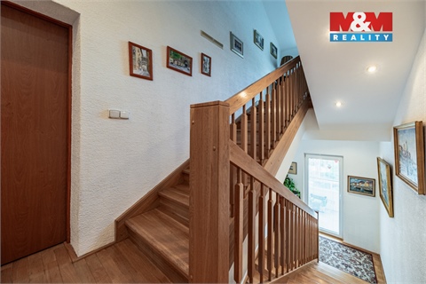 Prodej rodinného domu, 379 m² 16