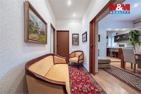 Prodej rodinného domu, 379 m² 14