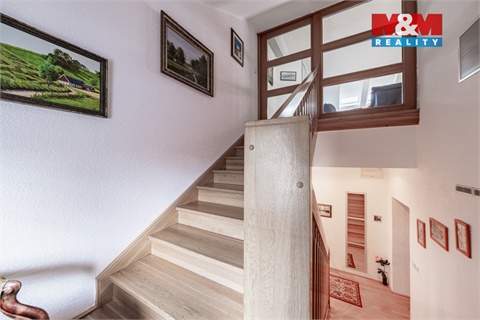 Prodej rodinného domu, 379 m² - 6