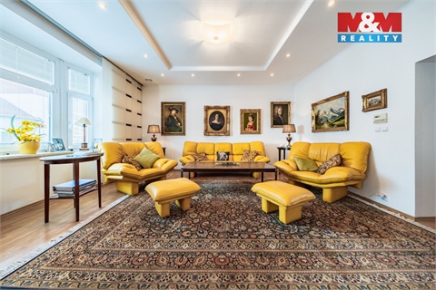 Prodej rodinného domu, 379 m² 8