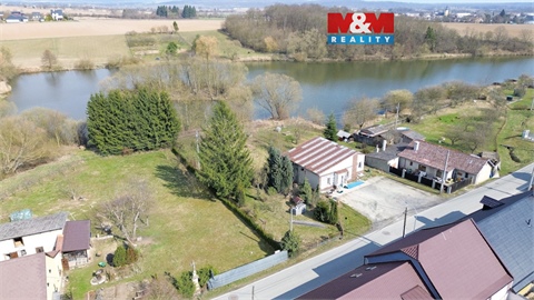 Prodej stavebního pozemku, 1 160 m² 0