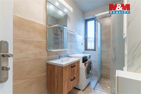 Prodej rodinného domu, 120 m² - 6