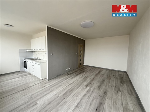 Pronájem bytu 1+1, 33 m² - 2