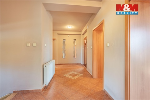 Prodej rodinného domu, 192 m² 16