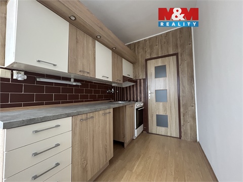 Pronájem bytu 2+1, 61 m² 0