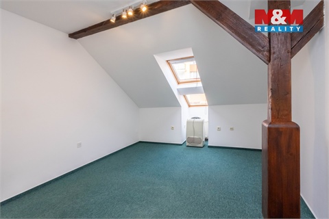 Pronájem bytu 5kk, 100 m² 6