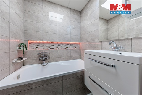 Prodej bytu 2+1, 56 m² 6