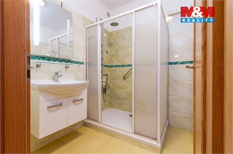 Prodej bytu 3+1, 84 m² 18