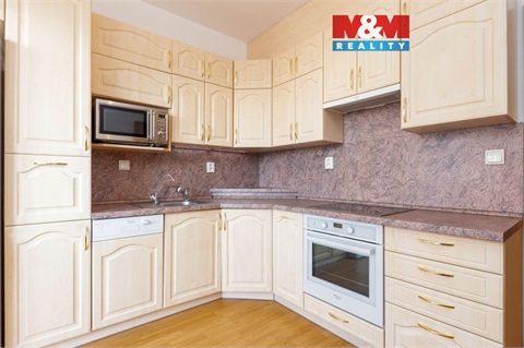 Prodej bytu 3+1, 84 m² 0