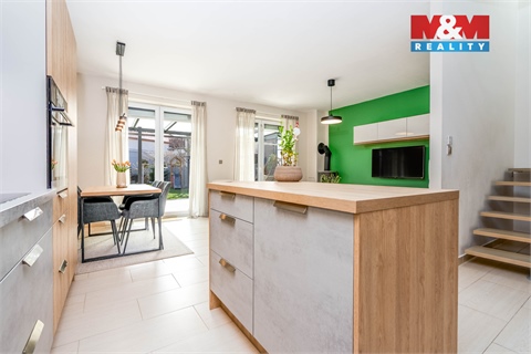 Prodej rodinného domu, 114 m² - 10